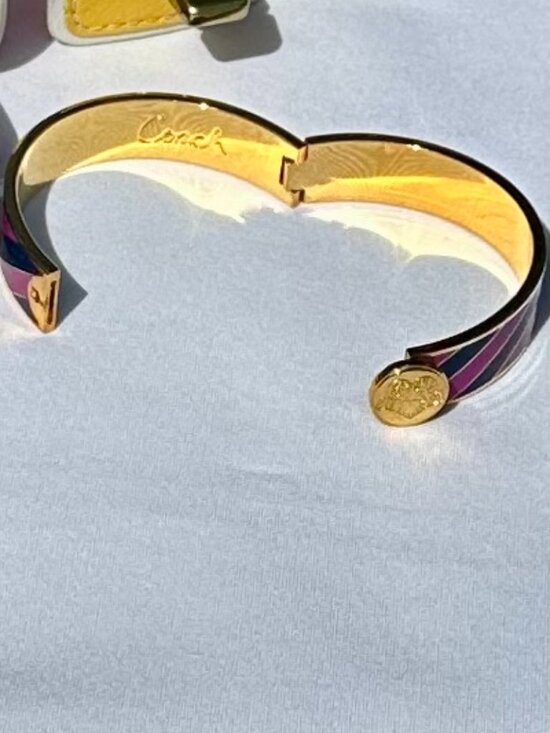 NEW - 2 COACH Bracelets Purple Leather Double Wrap with  display picture 1